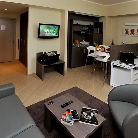 Chc Business Residence Genoa Room photo